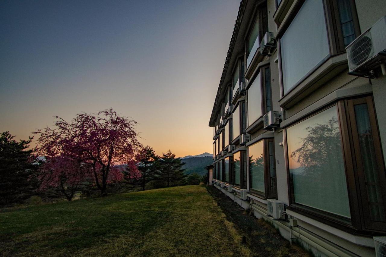 Tsumagoi Prince Hotel Buitenkant foto